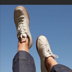 Rothy’s The Lace Up Vanilla